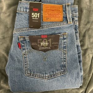 Levi’s 501 Skinny Jeans